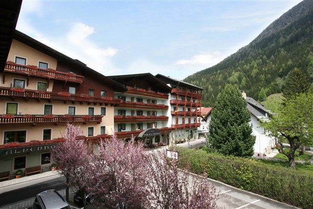 Hotel ALBER ALPENHOTEL - 