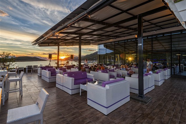 GRAND HOTEL NEUM - 